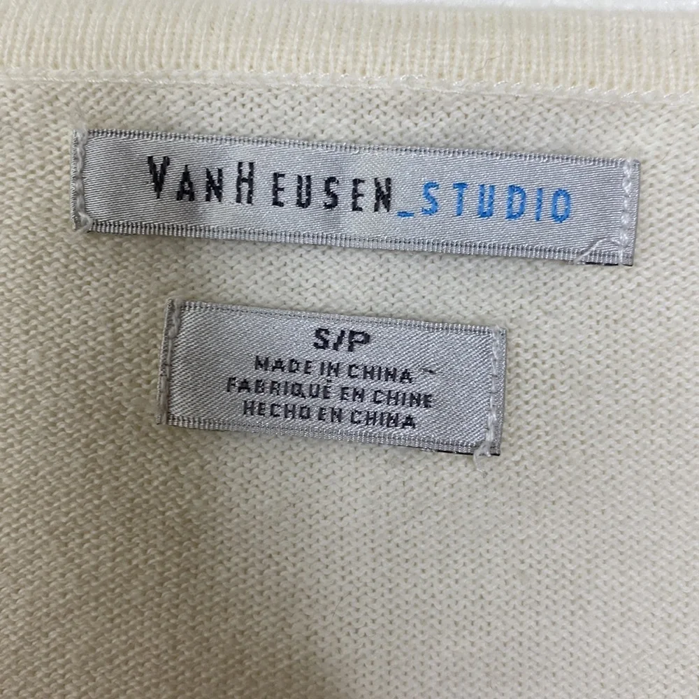 VAN HEUSEN Studio Cream Lace Front Detail Sweater size S